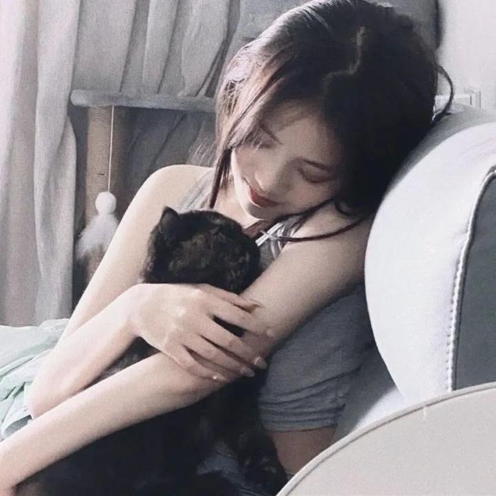 鬼马靓仔俏特务